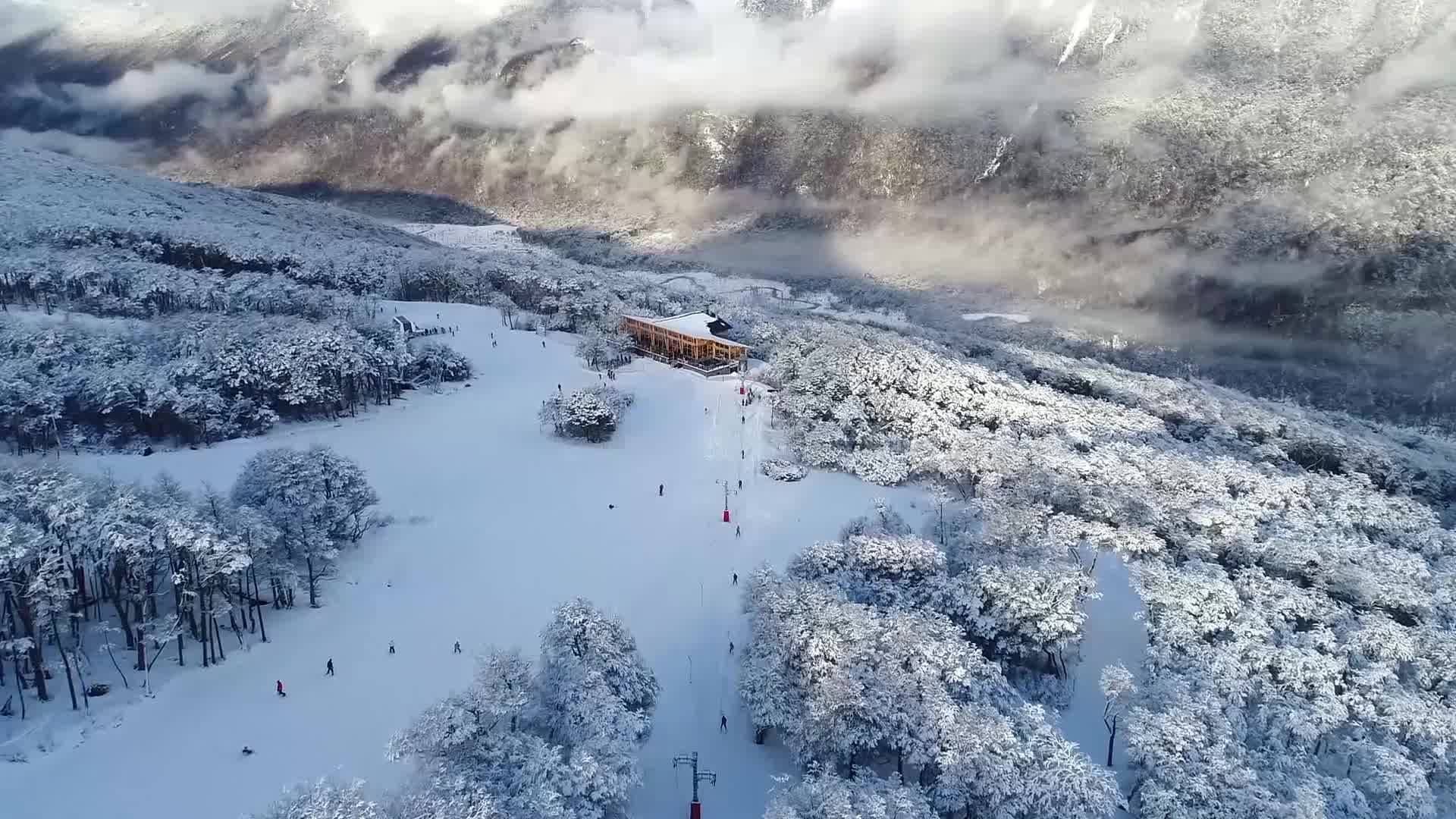 Cerro Castor photo 4