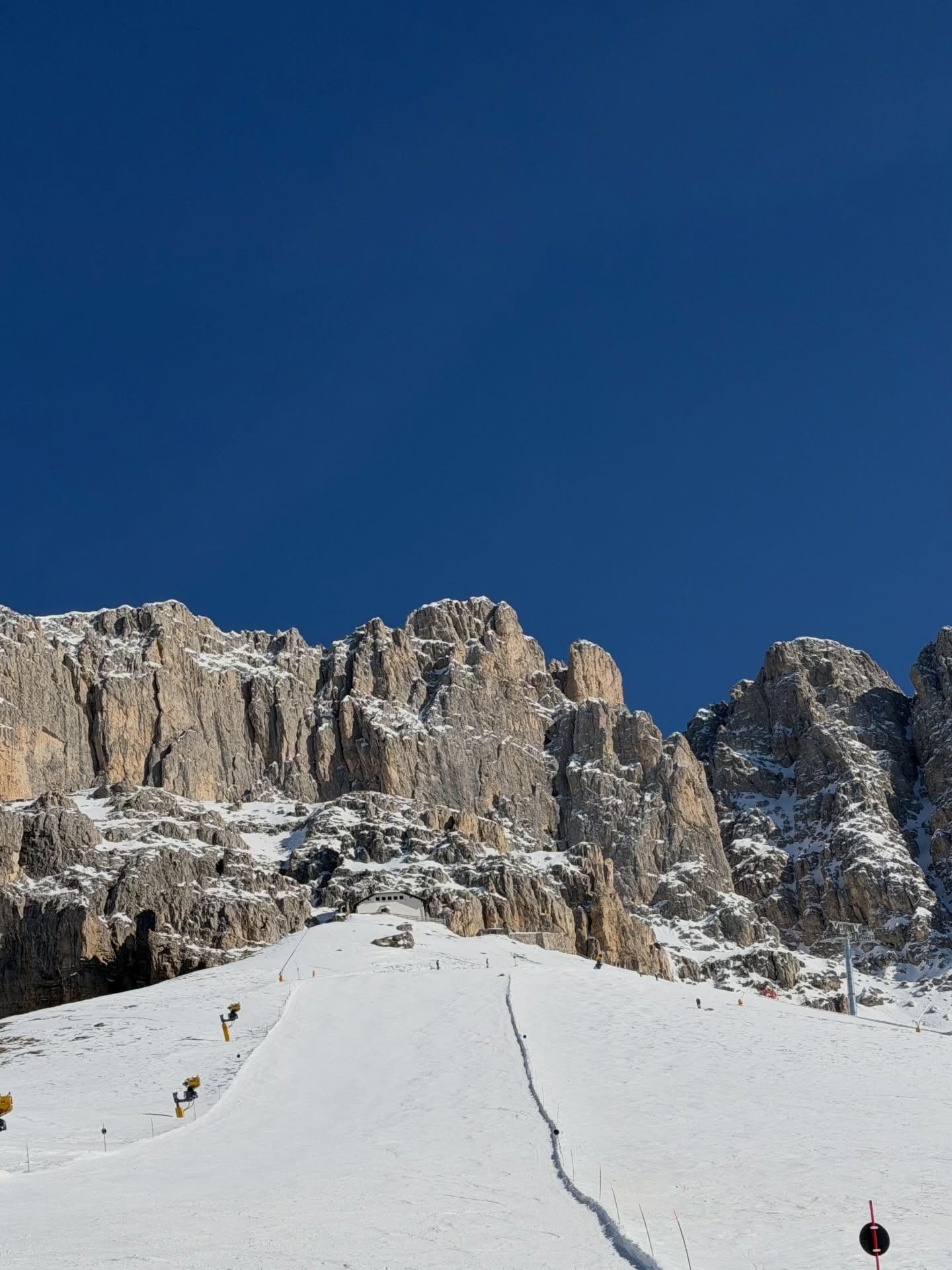 Carezza photo 5